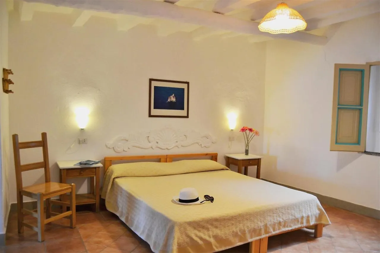 Villa Ginestra Sulla Spiaggia Di Stromboli Holiday home
